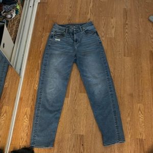 American eagle high rise/straight denim jeans!